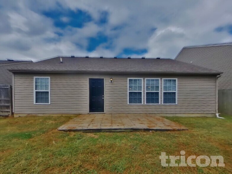 Building Photo - 1715 Brassica Way