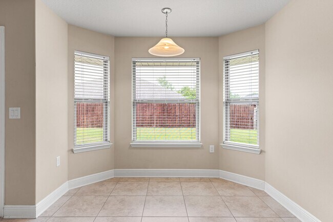 Building Photo - 4599 Belvedere Circle