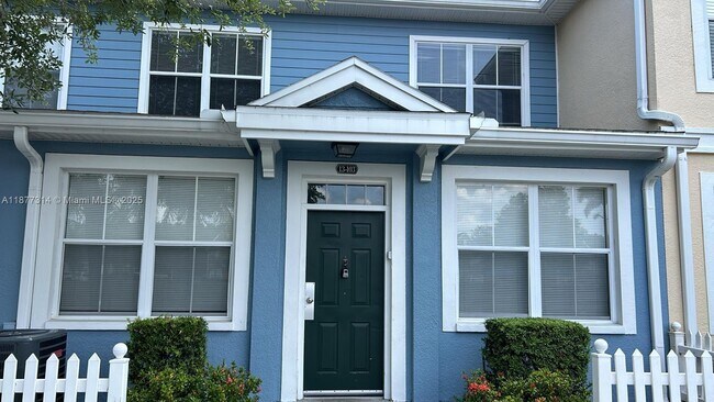 Building Photo - 4004-4004 San Gallo Dr