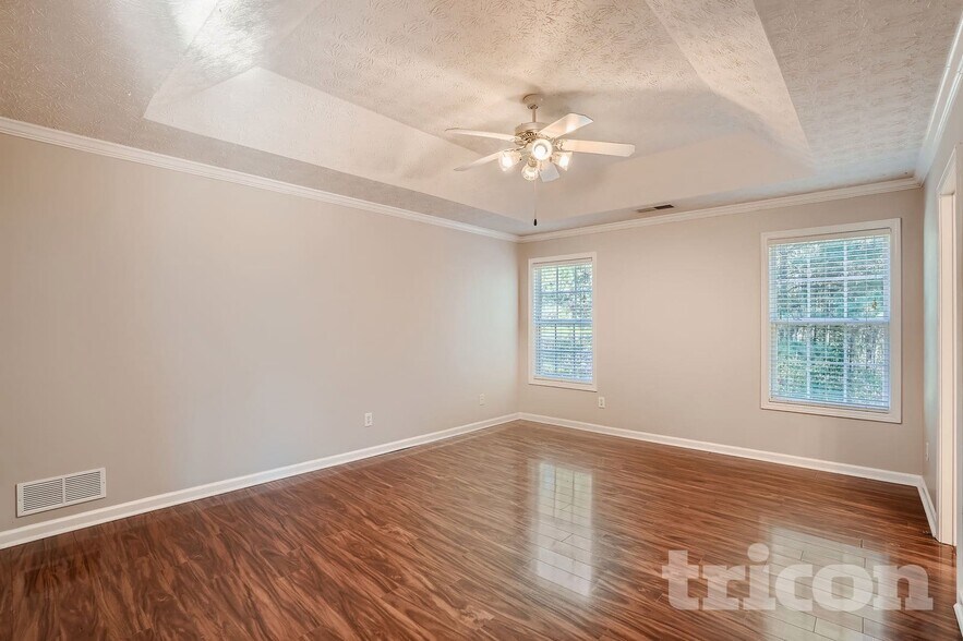 Building Photo - 515 Plantation Creek Dr