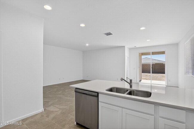 Building Photo - 12499 E Verbina Ln