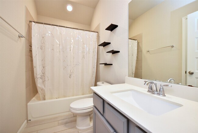 Building Photo - 1214 Oak Barrel Run