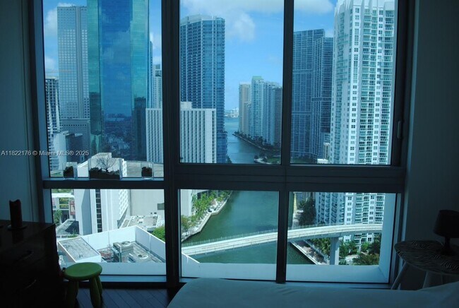 Building Photo - 350 S Miami Ave