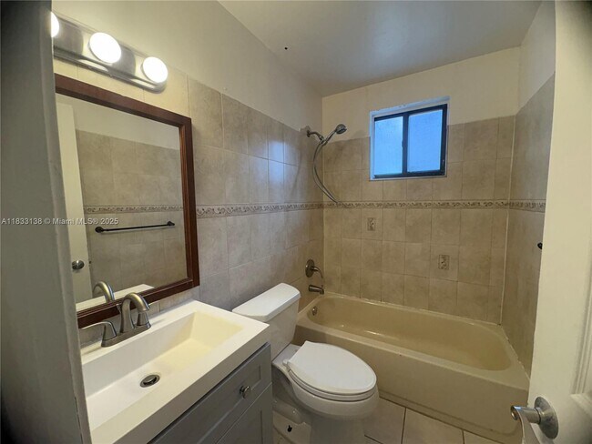 Building Photo - 5625 W 26th Ct