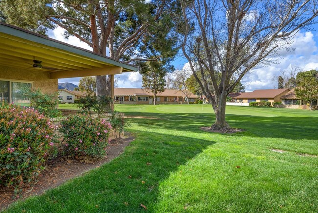 Building Photo - Remolded & Redesigned Leisure Village home...