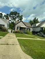 Building Photo - 14945 Lappin St