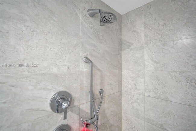 Building Photo - 488 NE 18th St