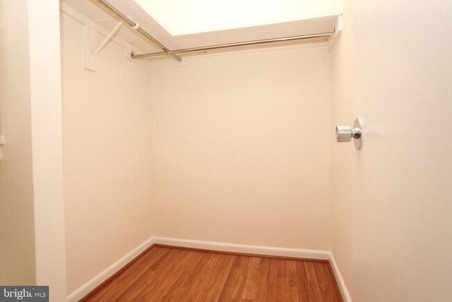 Building Photo - 1140 23rd St NW