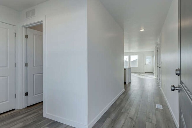 Building Photo - Spacious 4 Bedroom- New Construction with ...