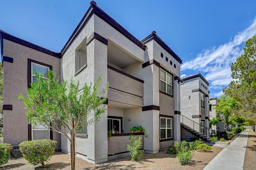 Building Photo - 7255 W Sunset Rd