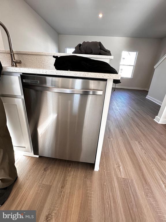 Building Photo - 30 Trotting Rd