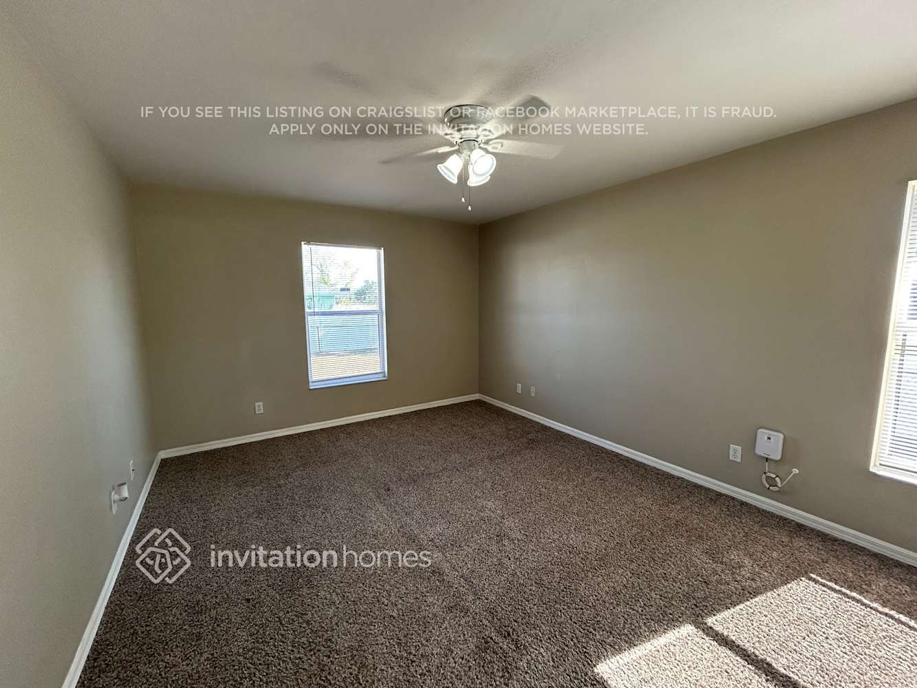 Building Photo - 3423 SW 9th Ave