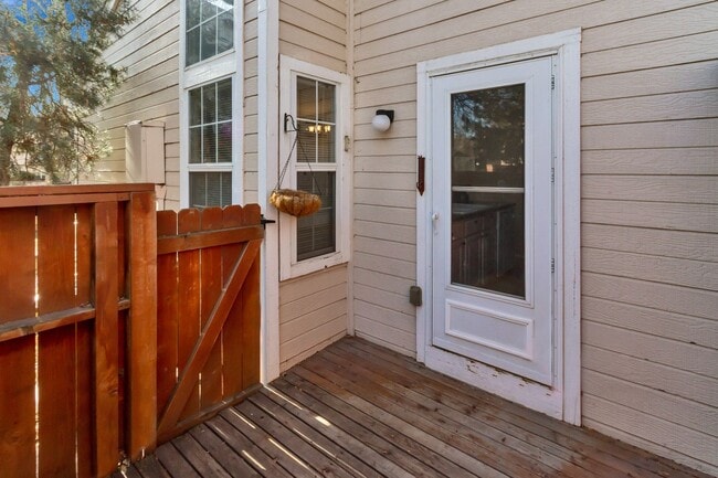 Building Photo - 12172 Bannock Cir
