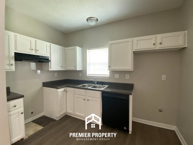 Building Photo - Spacious 3BR/2.5BA Raleigh Home | 1,528 Sq Ft, Fireplace, Garage & Fenced Yard