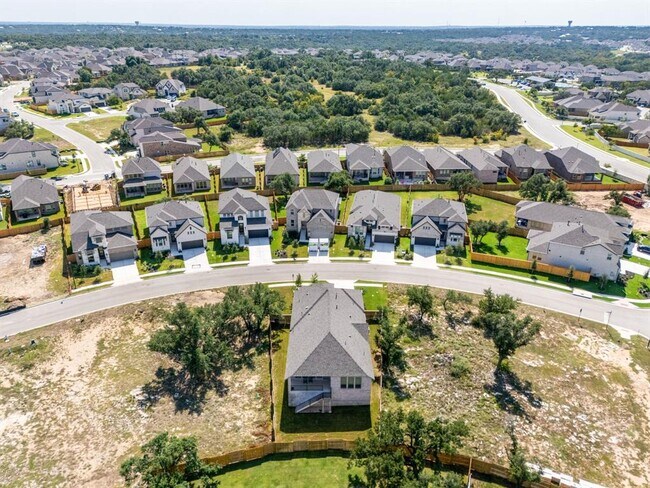 Building Photo - 109 Amber Oak Ln