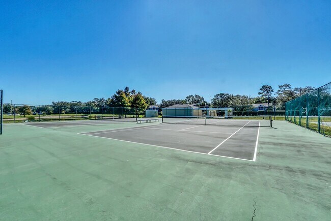 Building Photo - Charming and Spacious 4-Bedroom, 3-Bathroom Fully Furnished Townhome  in the Sought-After Venetia...