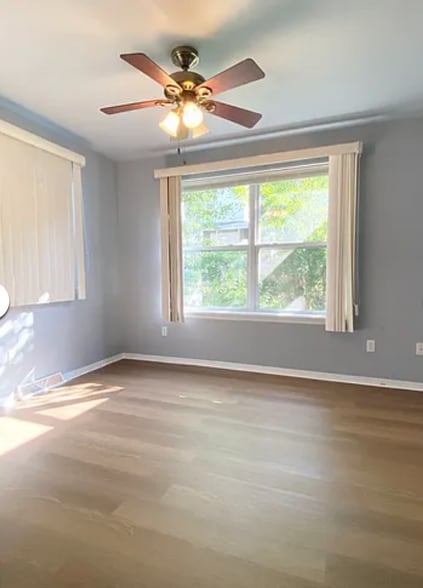 Building Photo - 402 Meadow Ave