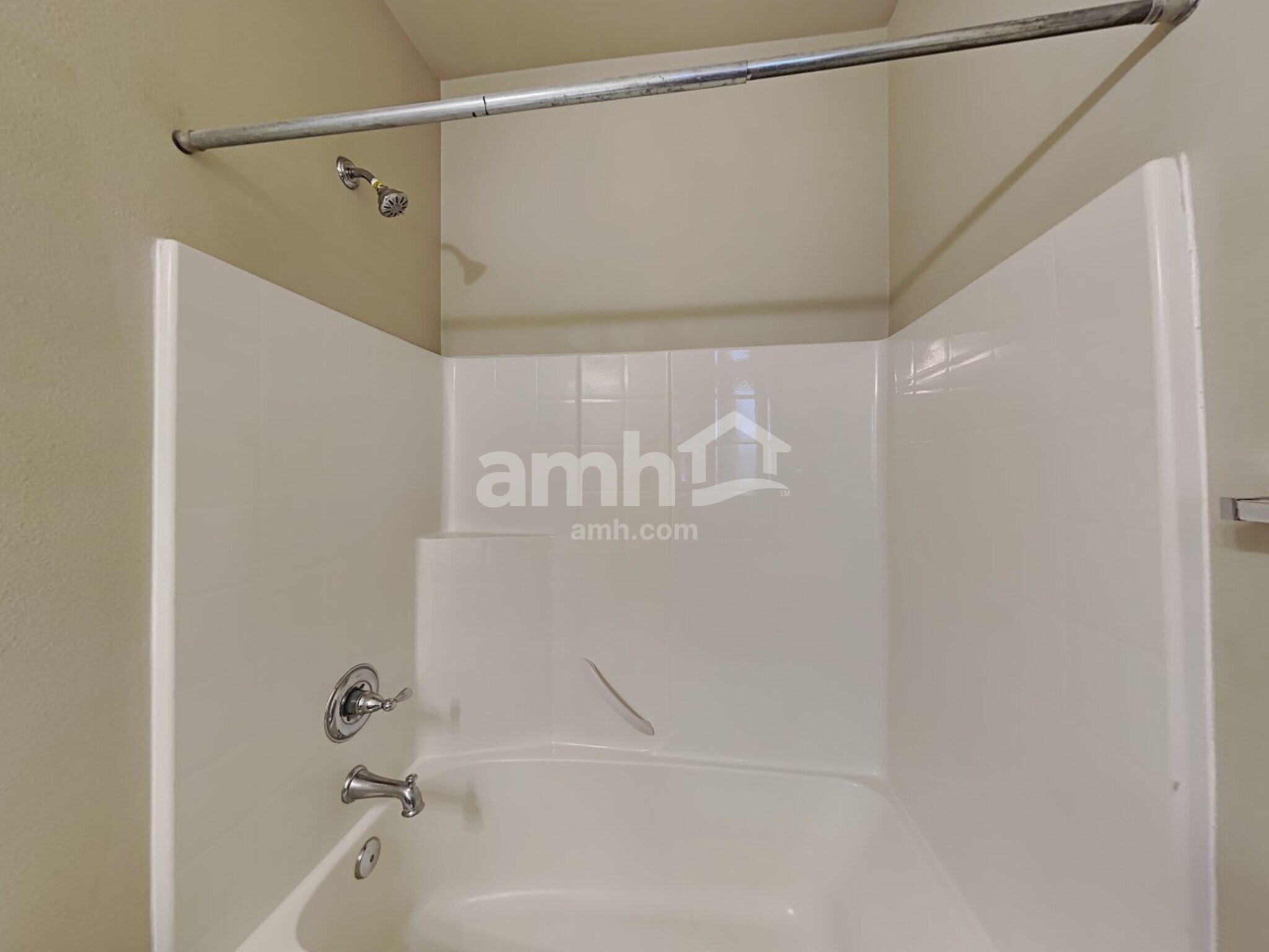 Building Photo - 129 Wild Rose St