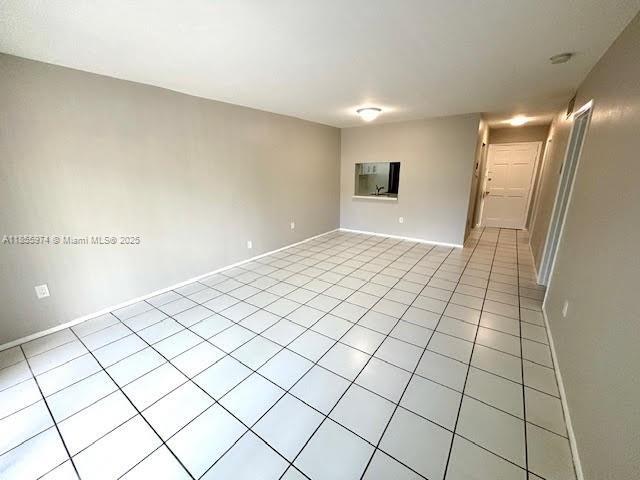 Building Photo - 9641 SW 77th Ave