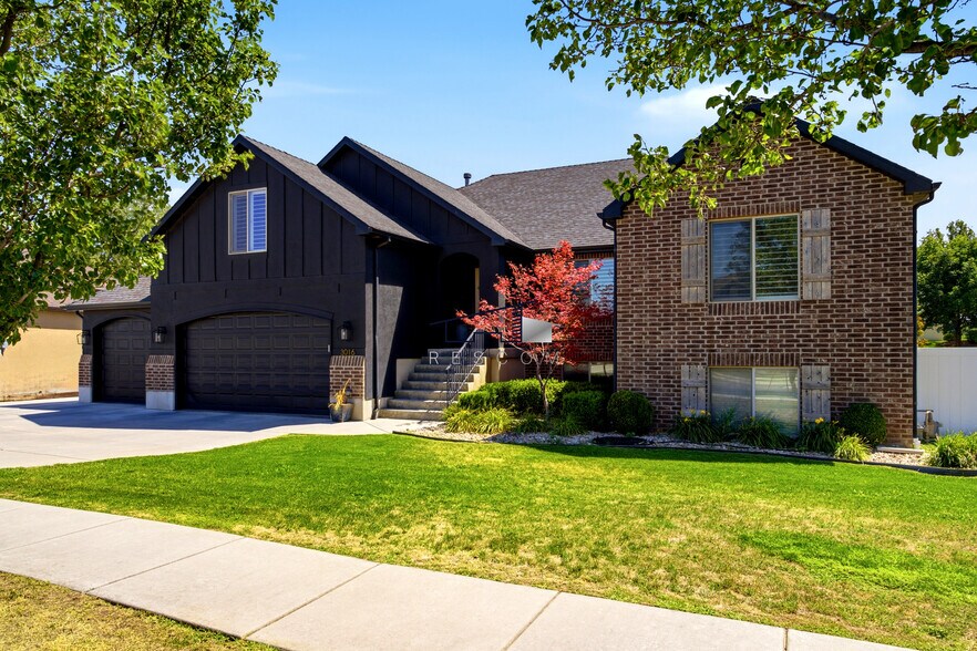 Building Photo - 3016 N 3325 W