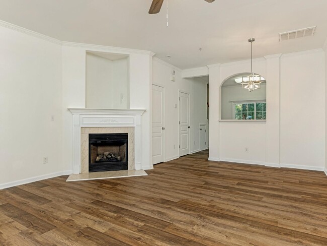 Building Photo - Be the first to live in this newly remodel...