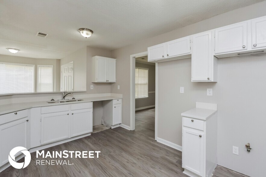 Building Photo - 1149 Berryhill Dr