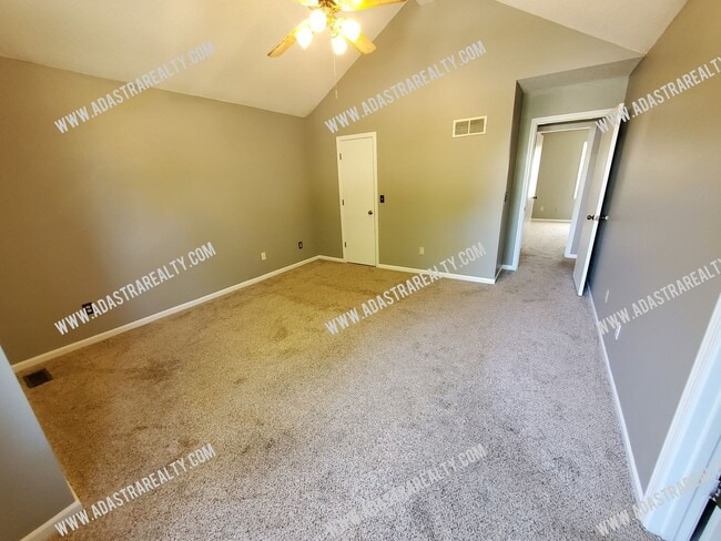 Building Photo - 14801 W 123rd Terrace