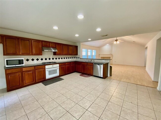 Building Photo - 9414 Glendown Ln