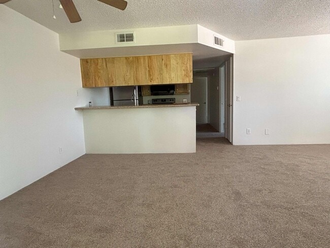 Building Photo - CONTINENTAL PLAZA CONDO