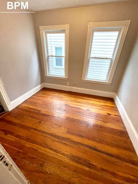 Building Photo - 7 Greenmount St