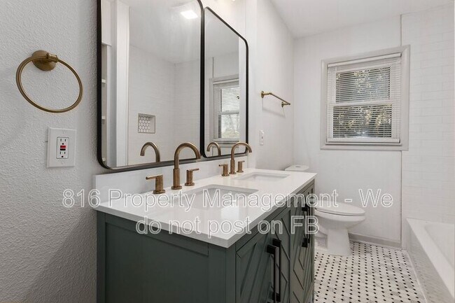 Building Photo - 12516 13th St