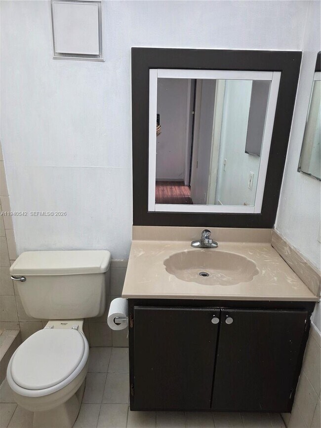 Building Photo - 8065 SW 107th Ave