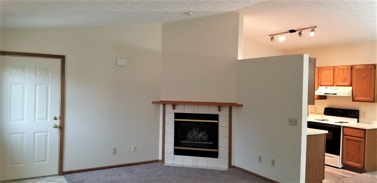 Building Photo - 3586 Harris Ave NW