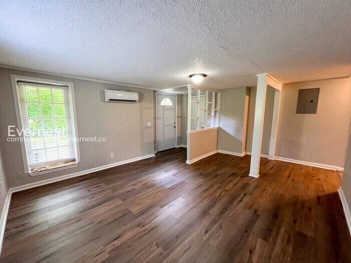 Building Photo - 5727 N Morgan Ln