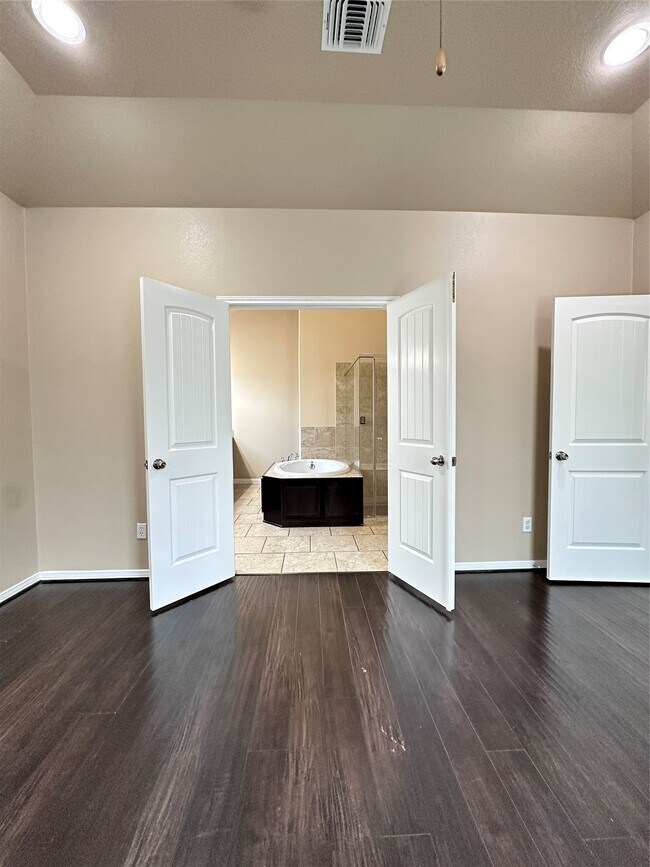 Building Photo - 18523 Cypress Steppe Ln