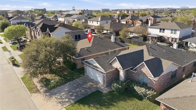 Building Photo - 3825 Cane River Rd