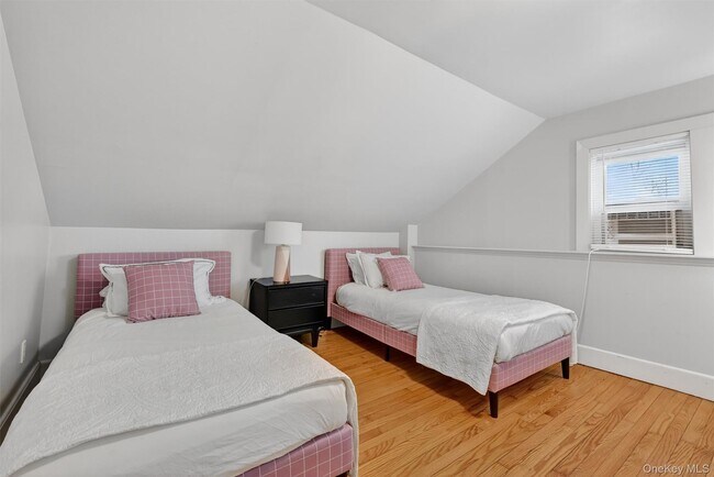 Building Photo - 322 NY-94