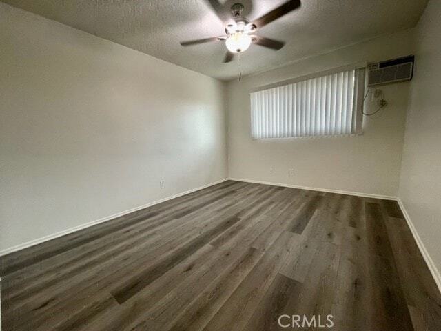 Building Photo - 685 E Vista Chino