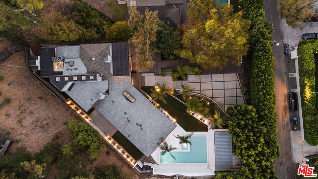 Building Photo - 3627 Woodhill Canyon Rd