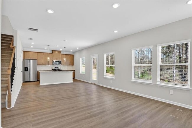 Building Photo - 6929 Winchester Pl