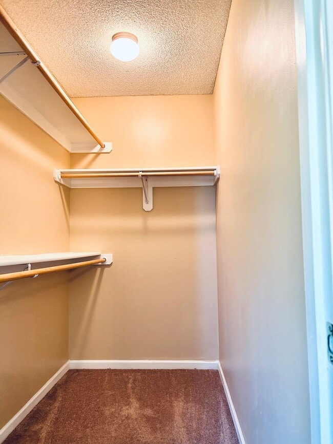 Building Photo - Fresh Updated Interior, Close to Fort Riley