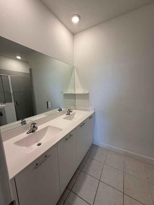 Building Photo - 12909 NW 23rd Pl