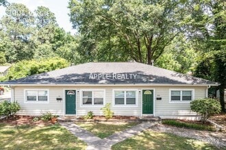 Building Photo - 1004 Virgie St