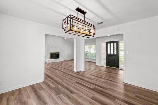 Building Photo - 6603 Whitemarsh Valley Walk