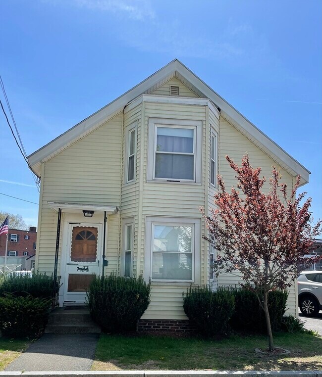 Primary Photo - 15 Green St