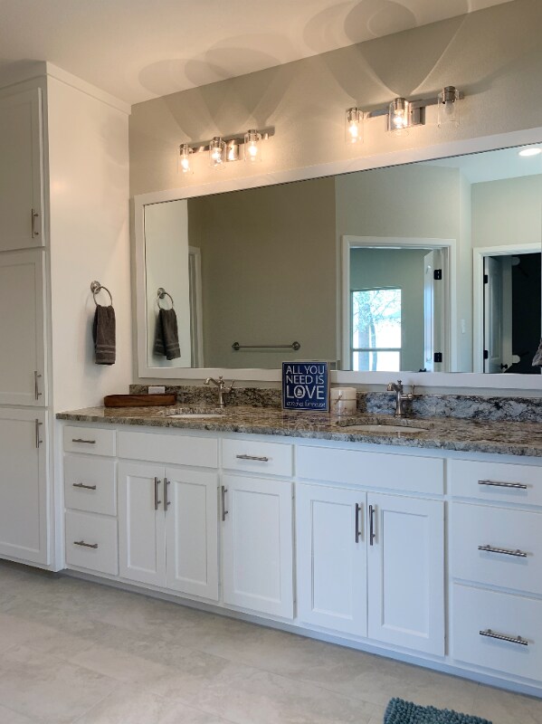 Building Photo - 1312 Solomon Ln