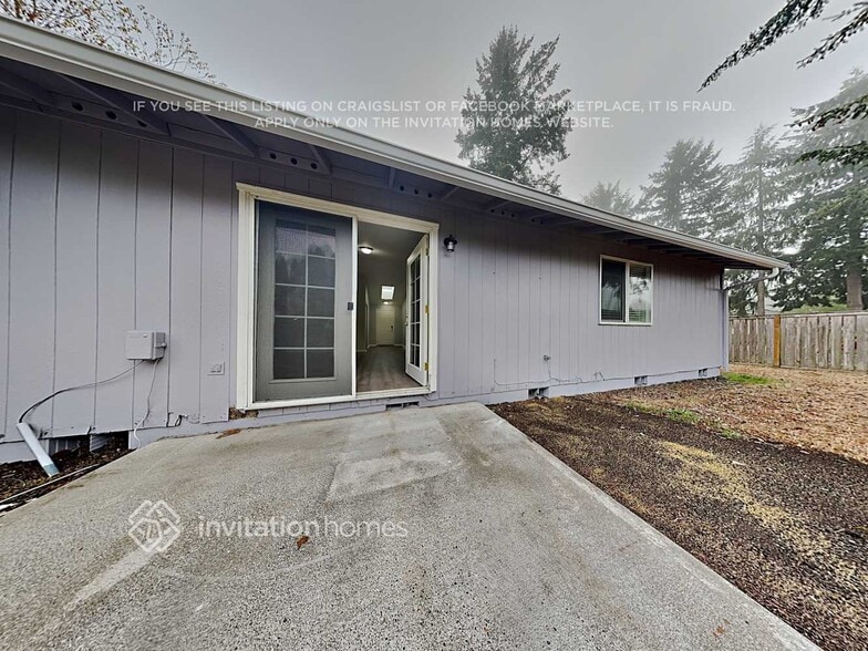 Building Photo - 5936 Danials Loop SE