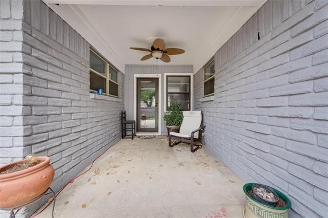 Building Photo - 433 Circleview Dr S