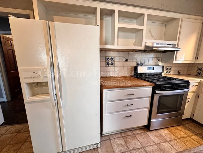 Building Photo - 2144 NW 36th St