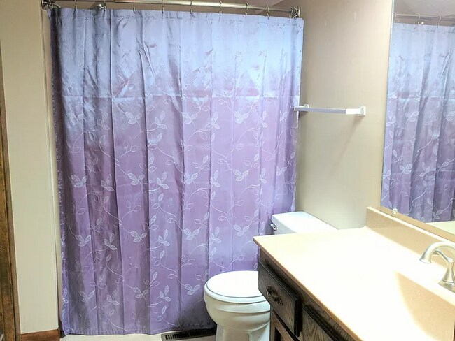 Building Photo - 15017 Arbor St